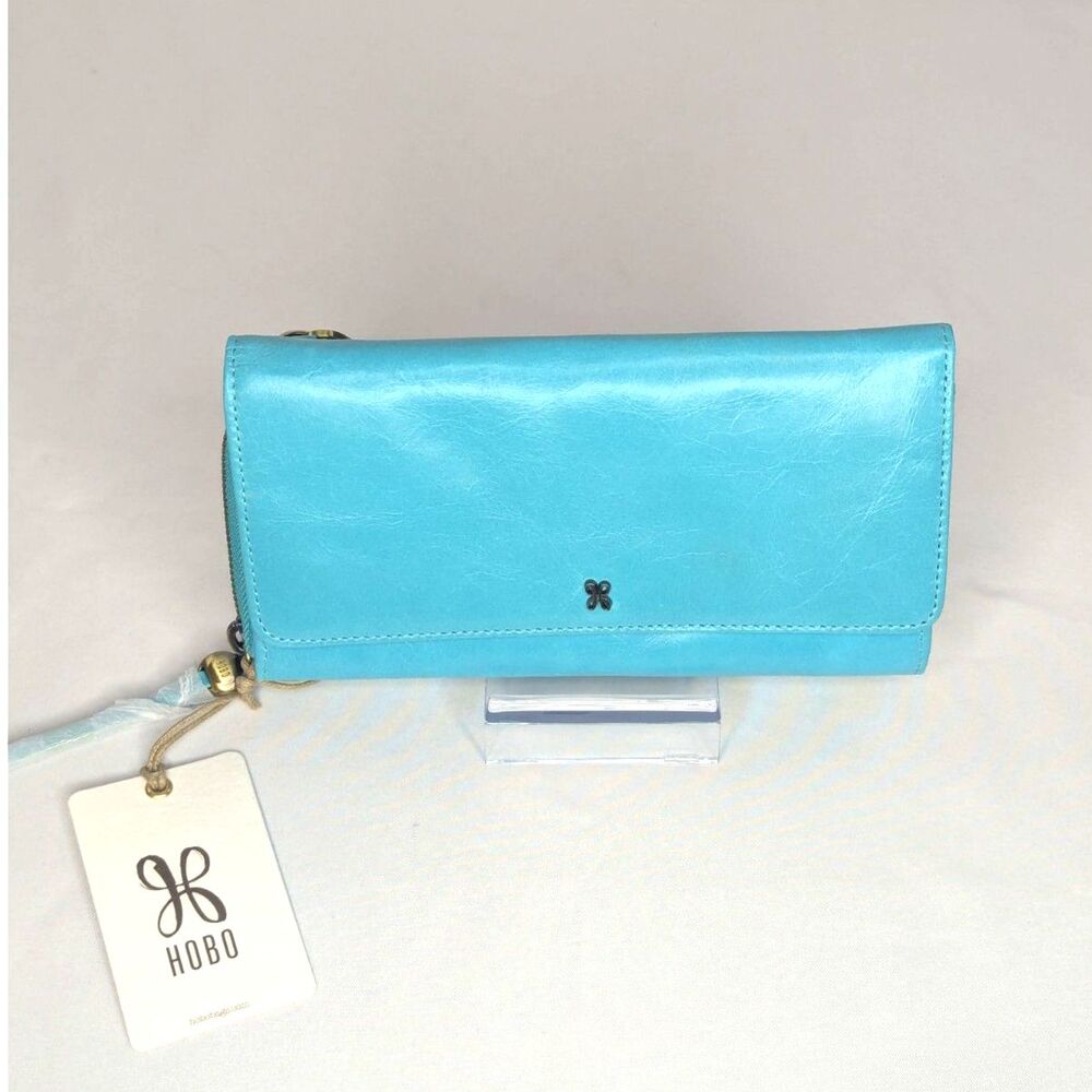 Hobo Rubie Crossbody - Light Aqua, NWT
